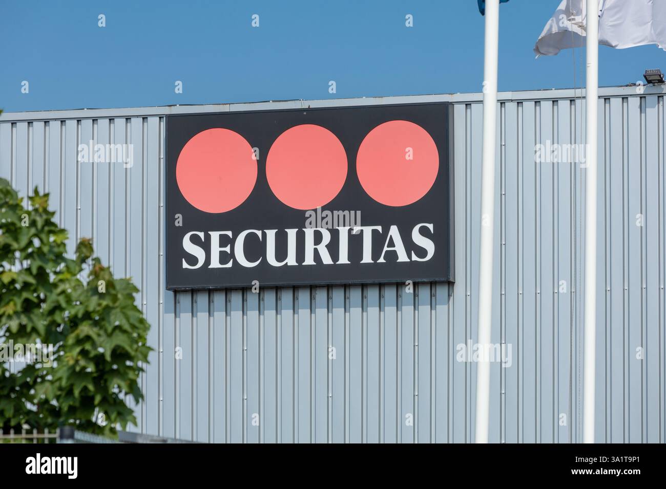 Securitas-Logo auf dem Gebäude. Securitas ist eine Gruppe von Sicherheitsdiensten, Überwachungs-, Beratungs- und Ermittlungsdiensten mit Sitz in Stockholm, Schweden. Stockfoto