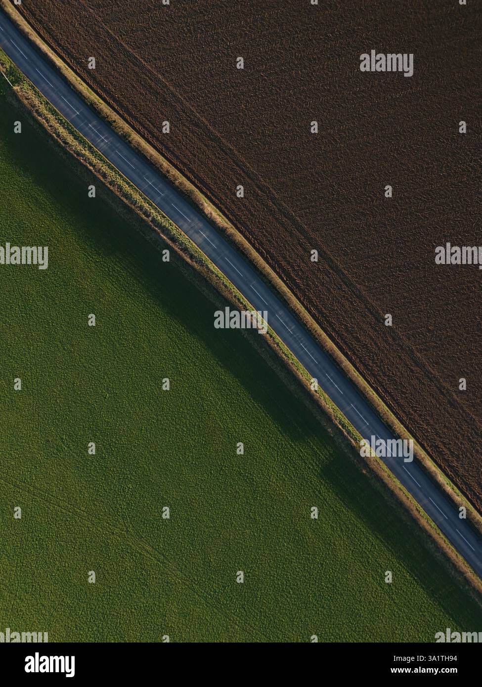 Luftlinie der Landstraße in ländlicher Landwirtschaft, england, Großbritannien Stockfoto