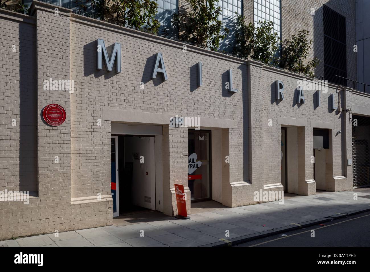 Mail Rail London - Mail Rail at the Postal Museum in London - ursprünglich für den Transport von Post unter London konzipiert, ist es heute eine Attraktion für Besucher. Stockfoto
