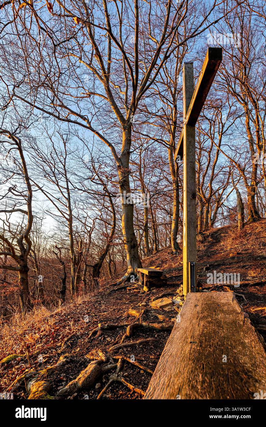 Das Gipfelkreuz im Werratal bei Herleshausen Stockfoto