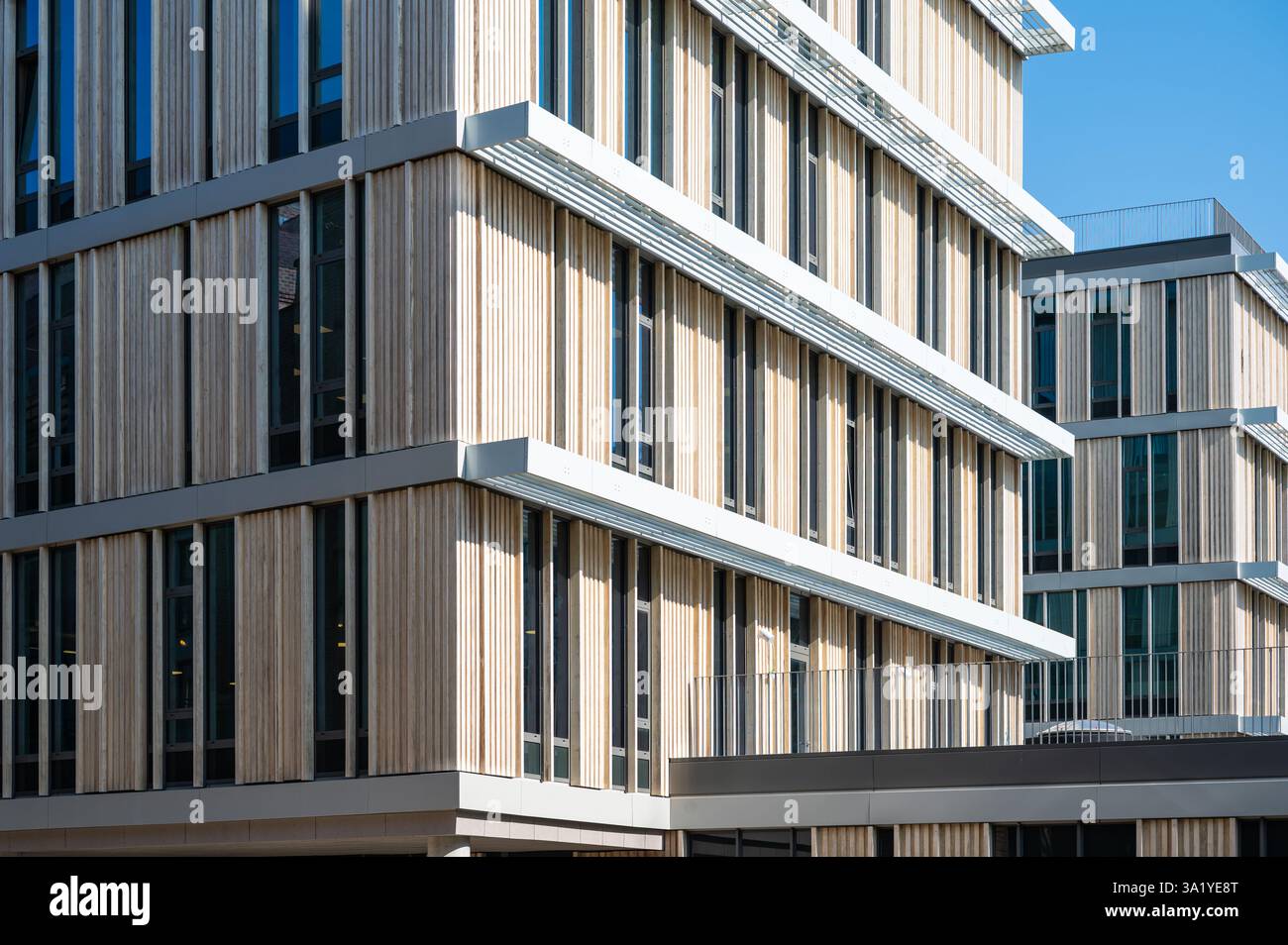 Gebäude des Krankenhauscampus Saint Luc in Woluwe Saint Lambert, Region Brüssel Hauptstadt, Belgien, 8. MÄRZ 2025 Stockfoto