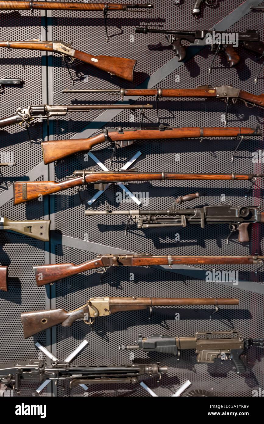 Szenen im Militärmuseum von Doss Trento und Alpini. Trient, Italien Stockfoto