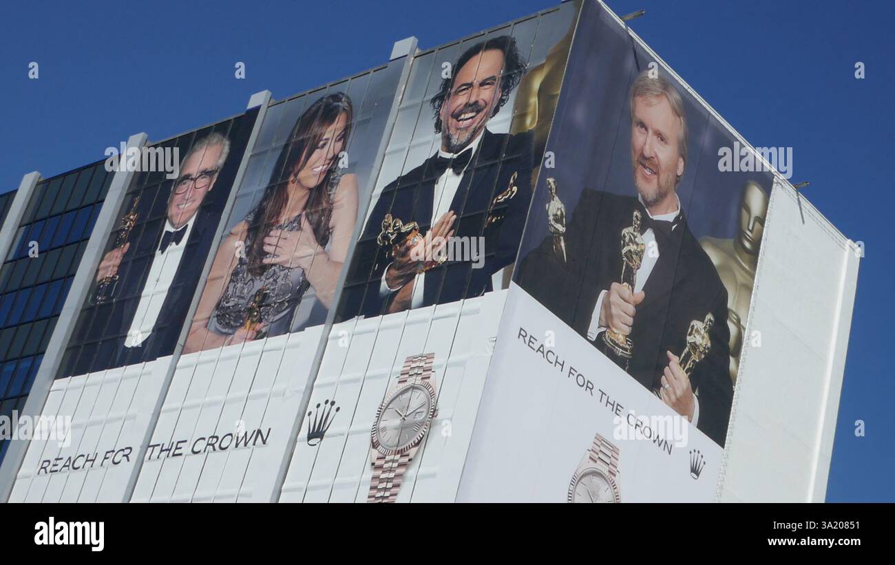Los Angeles, Kalifornien, USA 10. März 2025 Rolex Watches Directors Billboard mit Martin Scorsese, Kathryn Bigelow, Alejandro Inarritu und James Cameron am Sunset Blvd am 10. März 2025 in Los Angeles, Kalifornien, USA. Foto: Barry King/Alamy Stock Photo Stockfoto