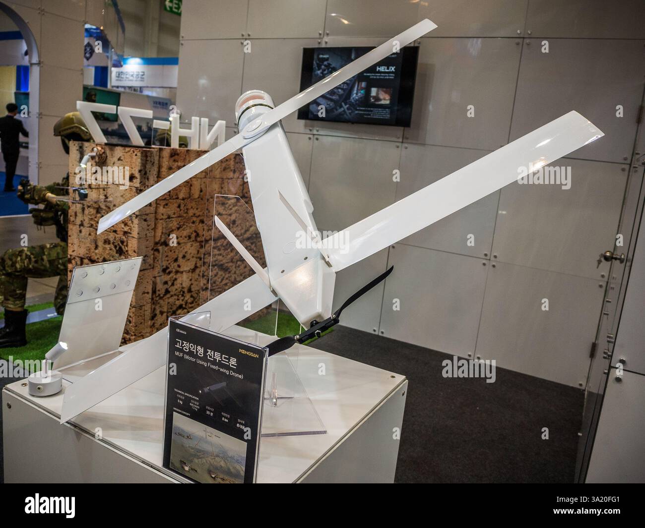Busan, Südkorea - 26. Februar 2025: Poongsan MFU-I (Fixed Wing Drone Typ 1), die Munition in der DSK (Drone Show Korea) 2025 verunglückt Stockfoto