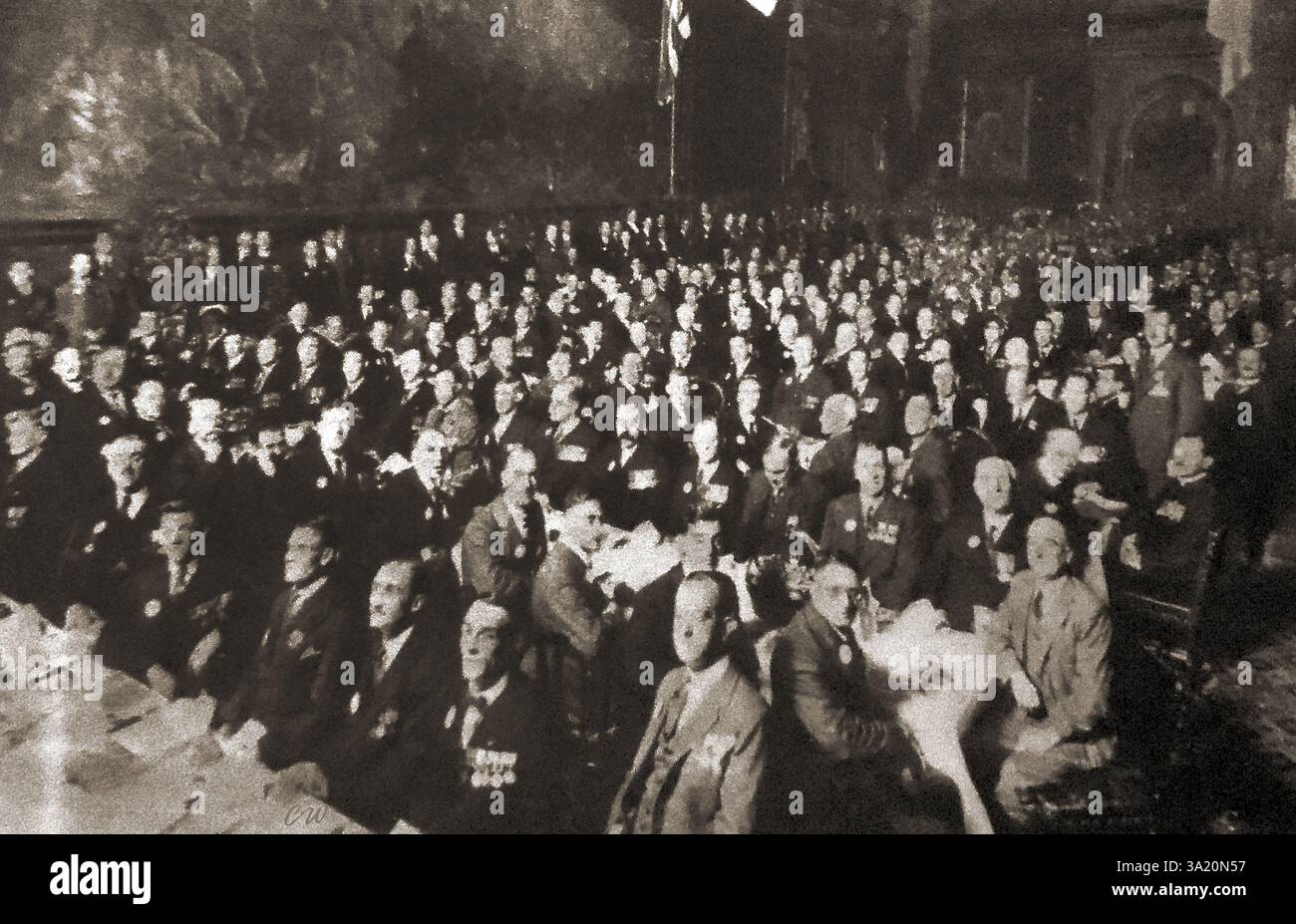 1929 Abendessen im House of Lords für 321 Träger des Victoria Cross - The Prince of Wales. Es fand am Samstag, den 9. November 1929, in der Royal Gallery of the House of Lords, (Palace of Westminster) statt.- Ein Sitzplan mit allen Namen der Teilnehmer wurde online von der Victoria Cross Association aufgestellt. Stockfoto