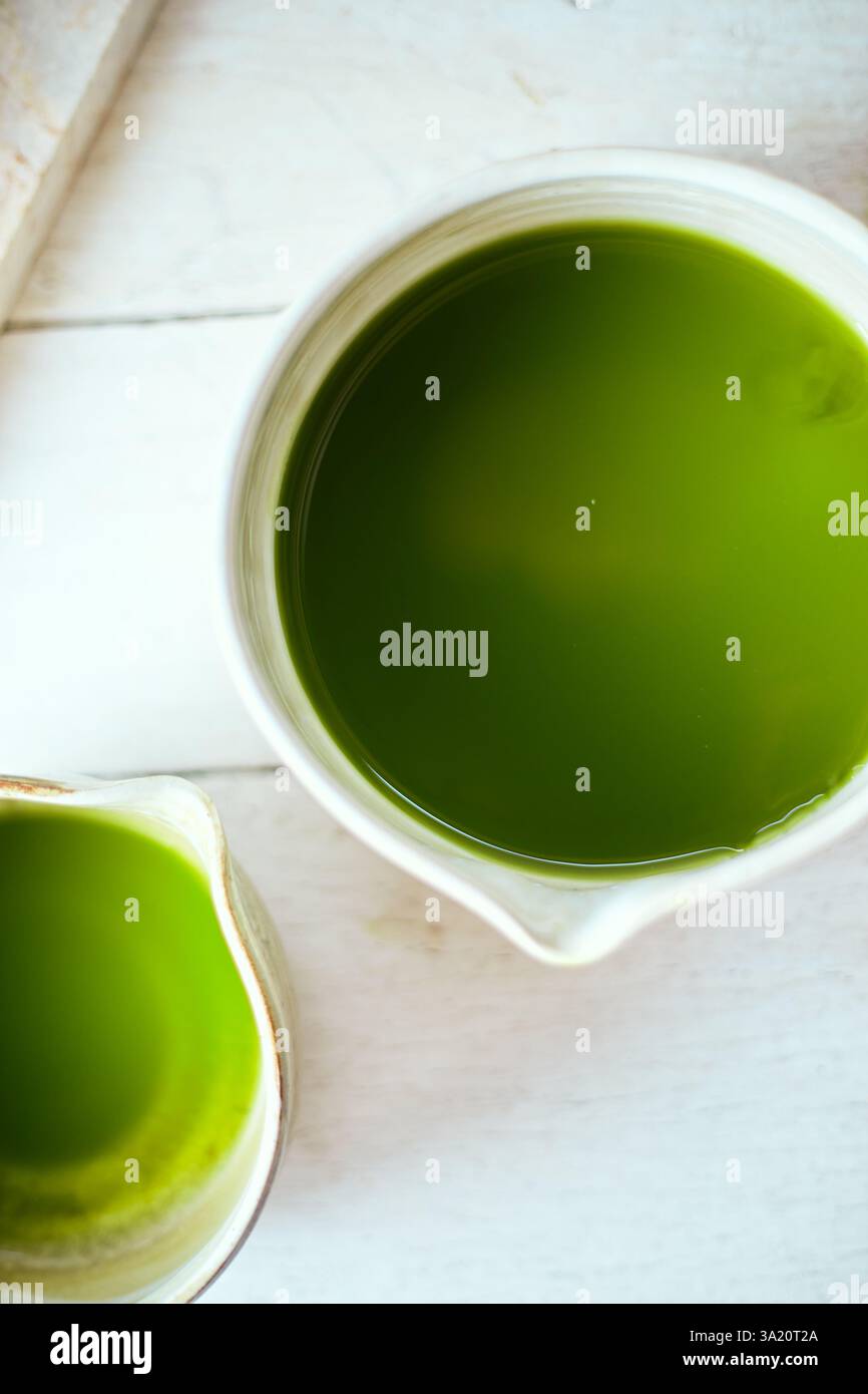 Nahaufnahme pures Matcha-Grüntee, Cafe-Menü Stockfoto
