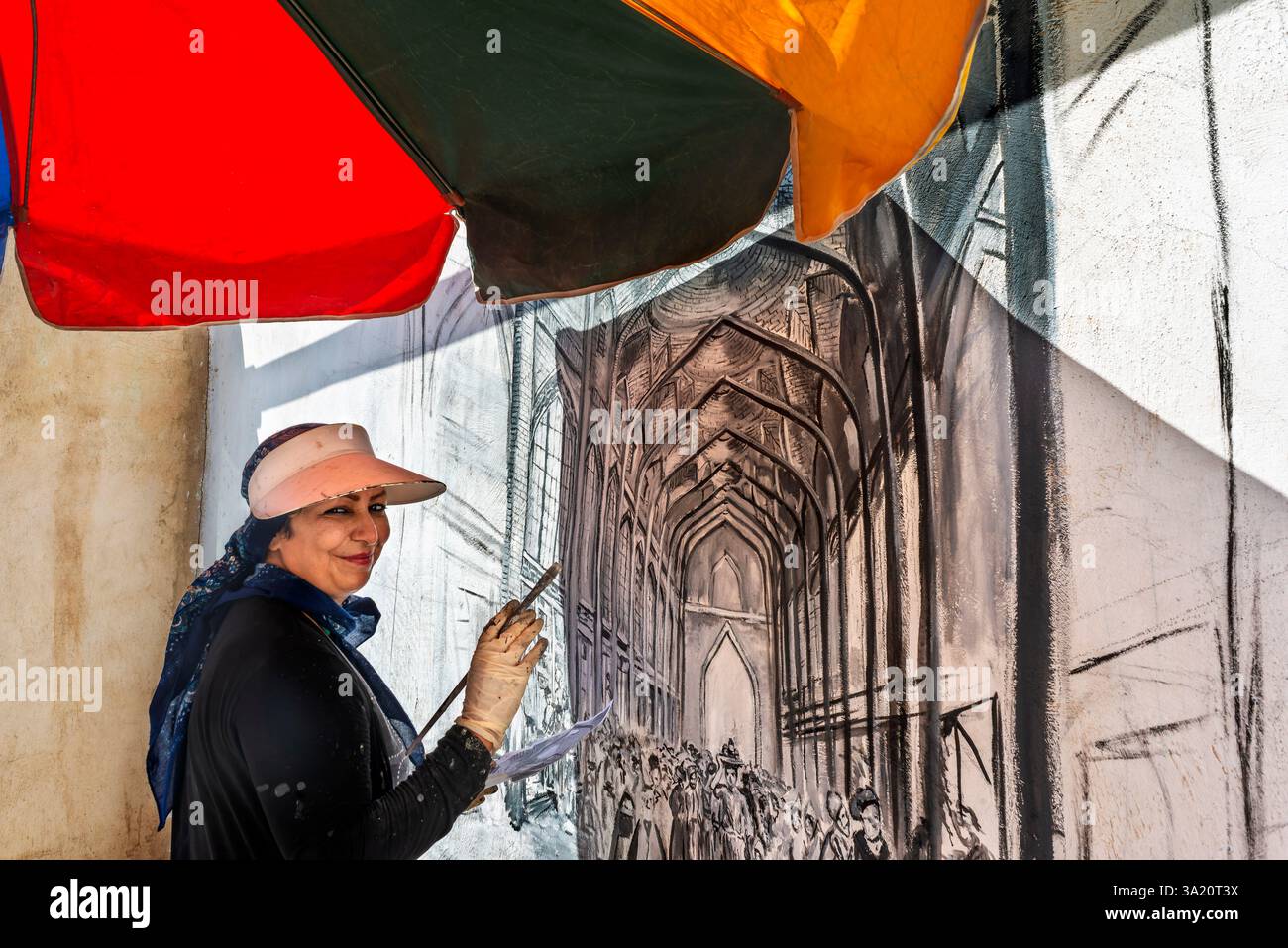 Malerin, Demonstration traditioneller Handwerkskunst, in Arg of Karim Khan (Zitadelle), Stadtzentrum, Shiraz, Provinz Fars, Iran, Persien, Westasien, Asi Stockfoto