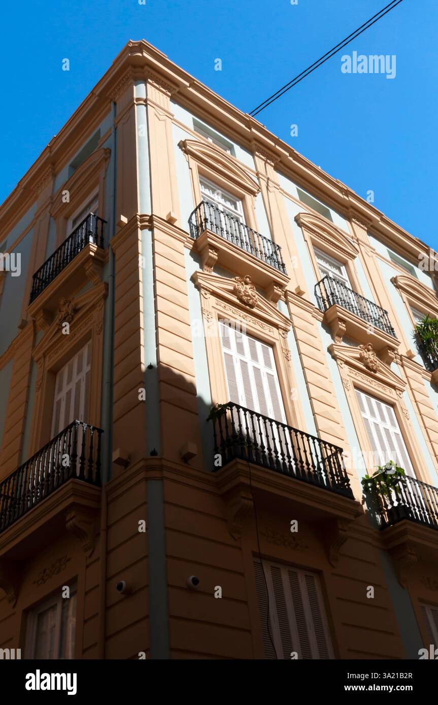 Valencia, restauriertes Gebäude aus dem Beginn des XX. Jahrhunderts, Wohnviertel der Mittelklasse, Comunidad Valenciana, Spanien Stockfoto