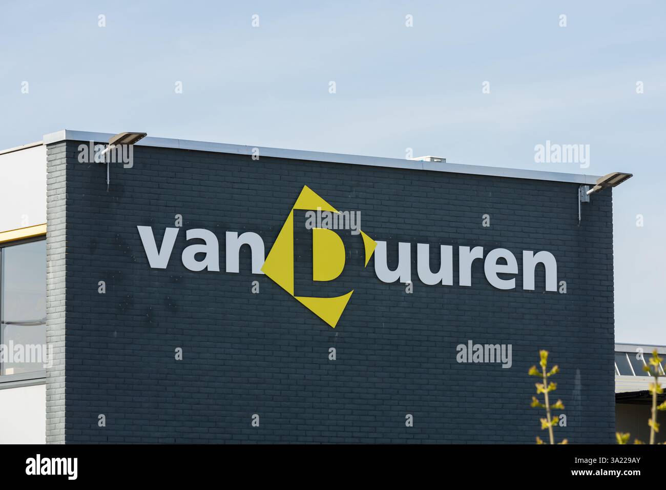 Van Duuren-Logo. Stellt Logistikdienstleistungen bereit. Stockfoto