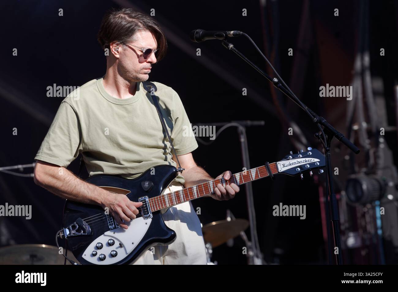 Felix Dyotee, der kanadische Singer-Songwriter aus Quebec, tritt auf der Bühne beim Francos de Montreal Festival in Montreal auf. Stockfoto