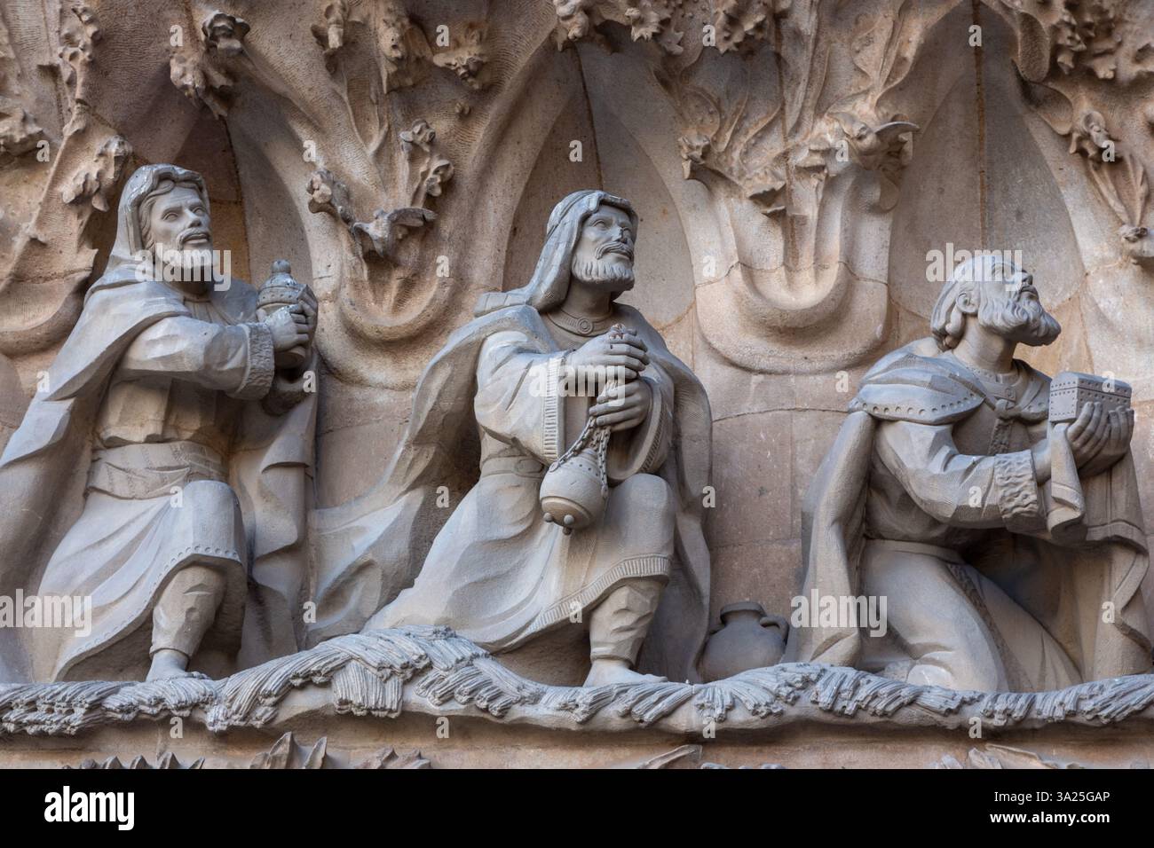 Basilika Sagrada Familia Passionsfassade Art Detail Ansicht Größte Katholische Kathedrale Kirche Der Welt. Berühmter Architekt Antoni Gaudi Barcelona Spanien. Stockfoto