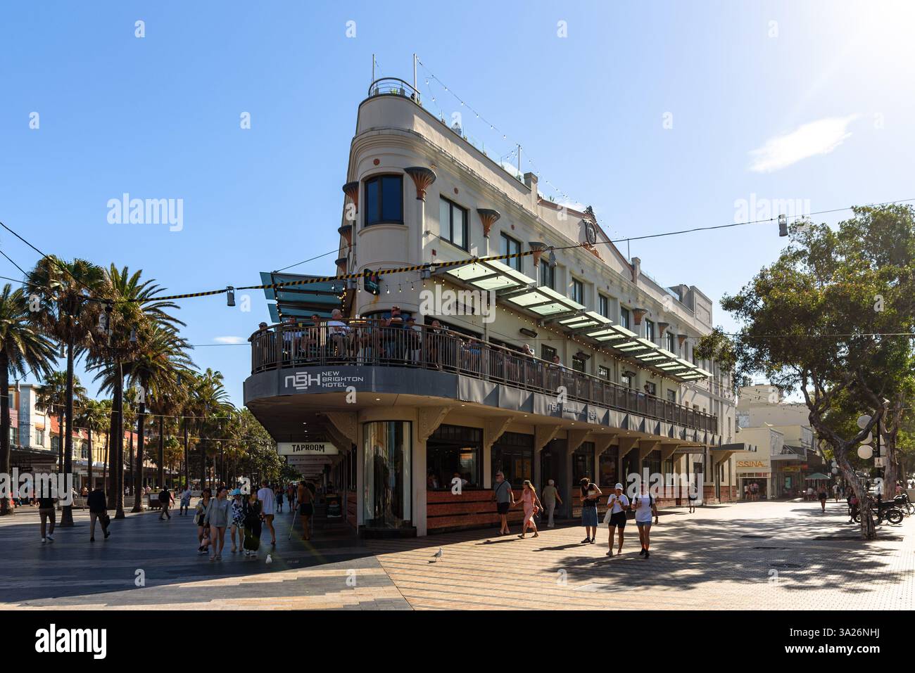 Das New Brighton Hotel am Manly Corso in Manly Beach, Sydney Stockfoto