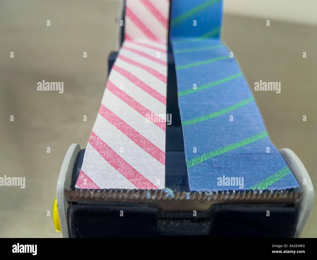 Nahaufnahme Einer Rolle Mit Chemischem Indikator Für Die Dampfsterilisierung Oder Einer Automatischen Bandrolle Stockfoto