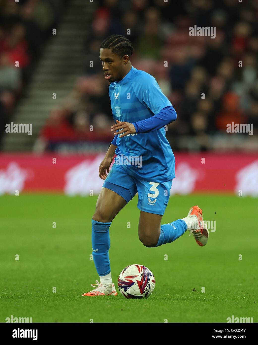 Jayden Meghoma von Preston North End wird am Dienstag, den 11. März 2025, im Stadium of Light in Sunderland während des Sky Bet Championship-Spiels zwischen Sunderland und Preston North End in Aktion gesehen. (Foto: Mark Fletcher | MI News) Credit: MI News & Sport /Alamy Live News Stockfoto