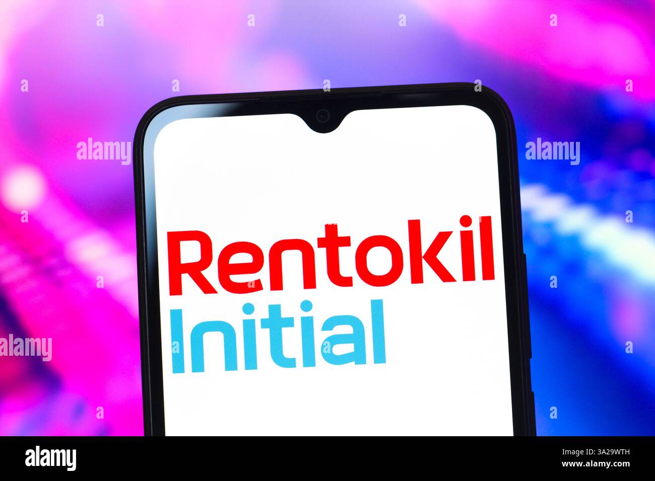 Kanada. März 2025. In dieser Abbildung wird das Rentokil Initial Logo auf einem Smartphone-Bildschirm angezeigt. (Credit Image: © Thomas Fuller/SOPA Images via ZUMA Press Wire) NUR REDAKTIONELLE VERWENDUNG! Nicht für kommerzielle ZWECKE! Stockfoto