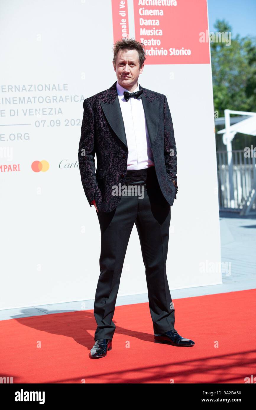 VENEDIG, ITALIEN - 7. SEPTEMBER: Chad Lindberg auf dem roten Teppich „Horizon: An American Saga – Chapter 2“ während des 81. Internationalen Filmfestivals in Venedig Stockfoto