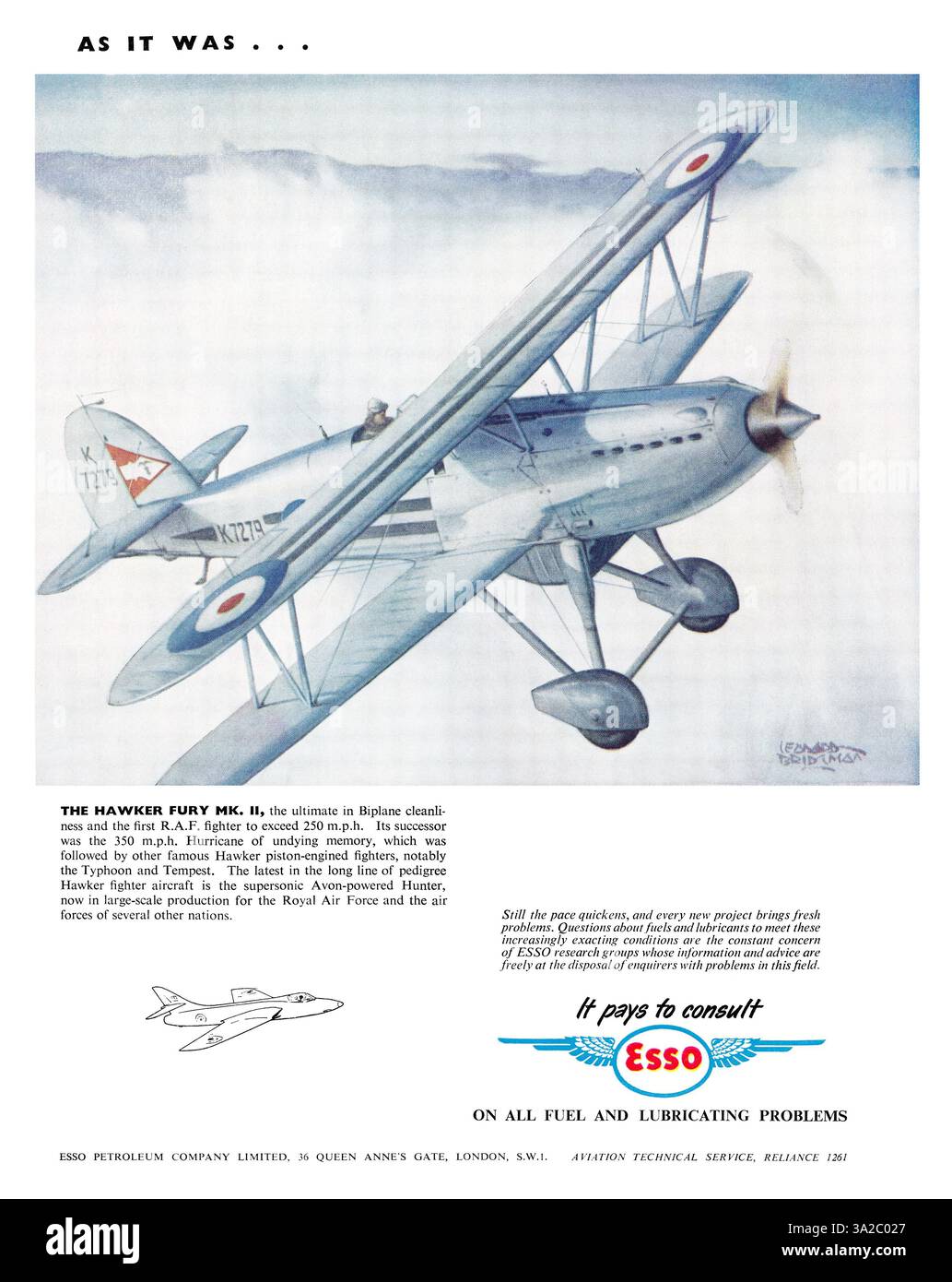 1955 britische Werbung für Esso Aviation Fuel, auf der ein Gemälde eines Hawker Fury Mark II von Leonard Bridgeman zu sehen ist. Stockfoto