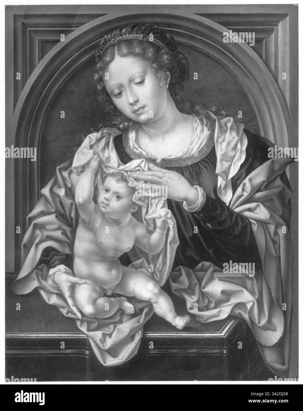 Ein Gemälde der Jungfrau Maria und des Christkindes aus dem 16. Jahrhundert, das das Kind spielerisch mit dem Schleier der Jungfrau interagiert. Das Stück ist ein heiteres Beispiel religiöser Kunst der Frührenaissance. Stockfoto