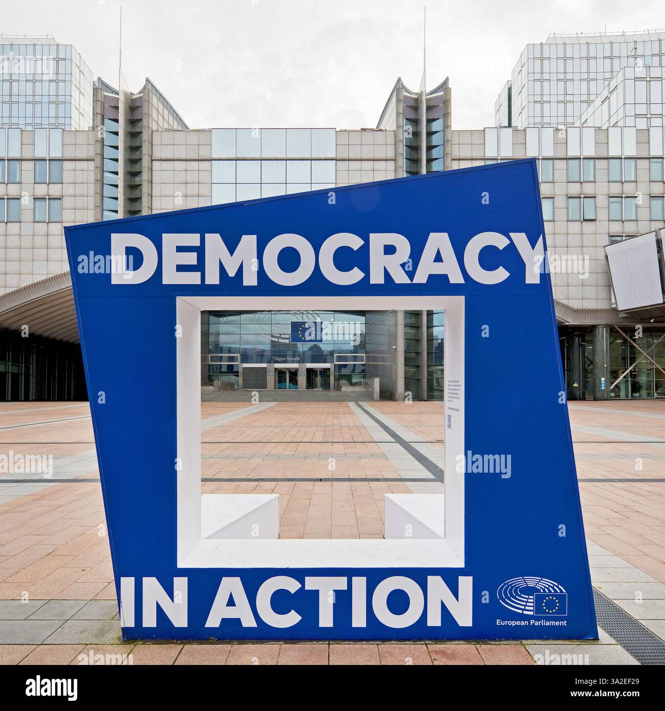 Demokratie in Aktion, Eingang zum Altiero Spinelli-Gebäude, Europäisches Parlament, Belgien, Brüssel Stockfoto