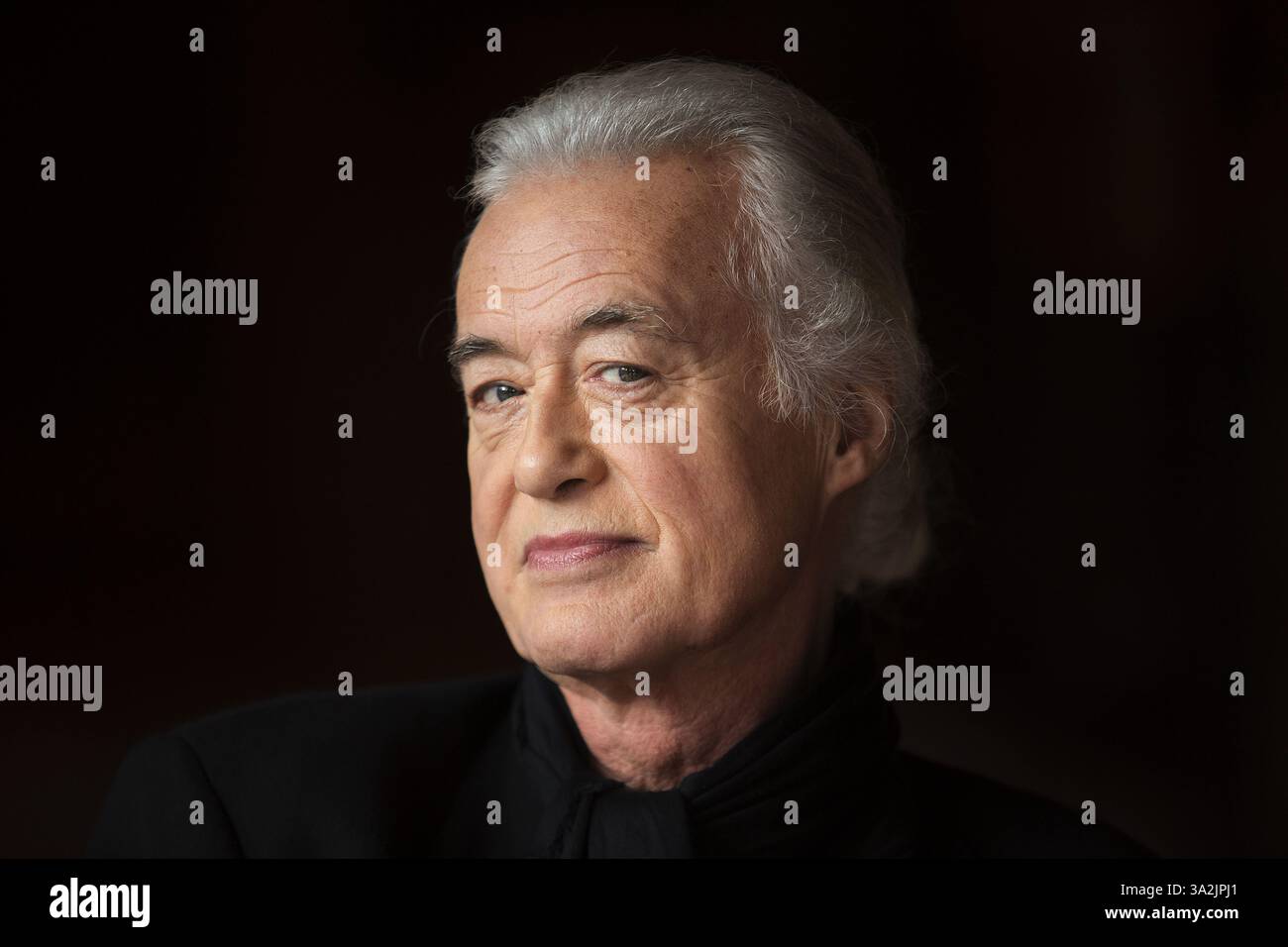 14. Mai 2014: Toronto, ON, Kanada: Interview des legendären Leadgitarristen Jimmy Page in New York City am Mittwoch, 14. Mai 2014. Craig Robertson/Toronto Sun/QMI Agency (Kreditbild: © Craig Robertson/QMI Agency/ZUMAPRESS.com) Stockfoto