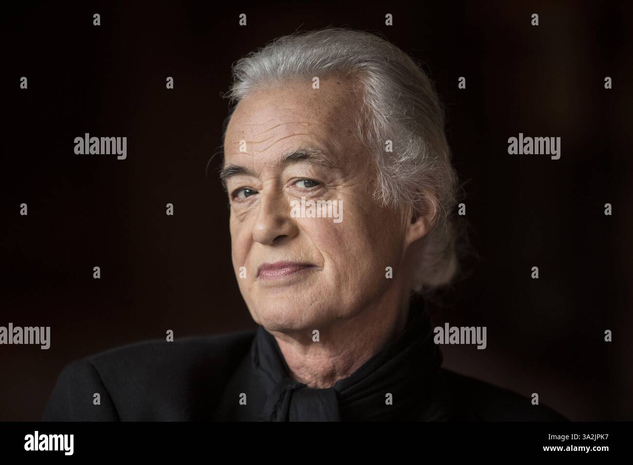 14. Mai 2014: Toronto, ON, Kanada: Interview des legendären Leadgitarristen Jimmy Page in New York City am Mittwoch, 14. Mai 2014. Craig Robertson/Toronto Sun/QMI Agency (Kreditbild: © Craig Robertson/QMI Agency/ZUMAPRESS.com) Stockfoto