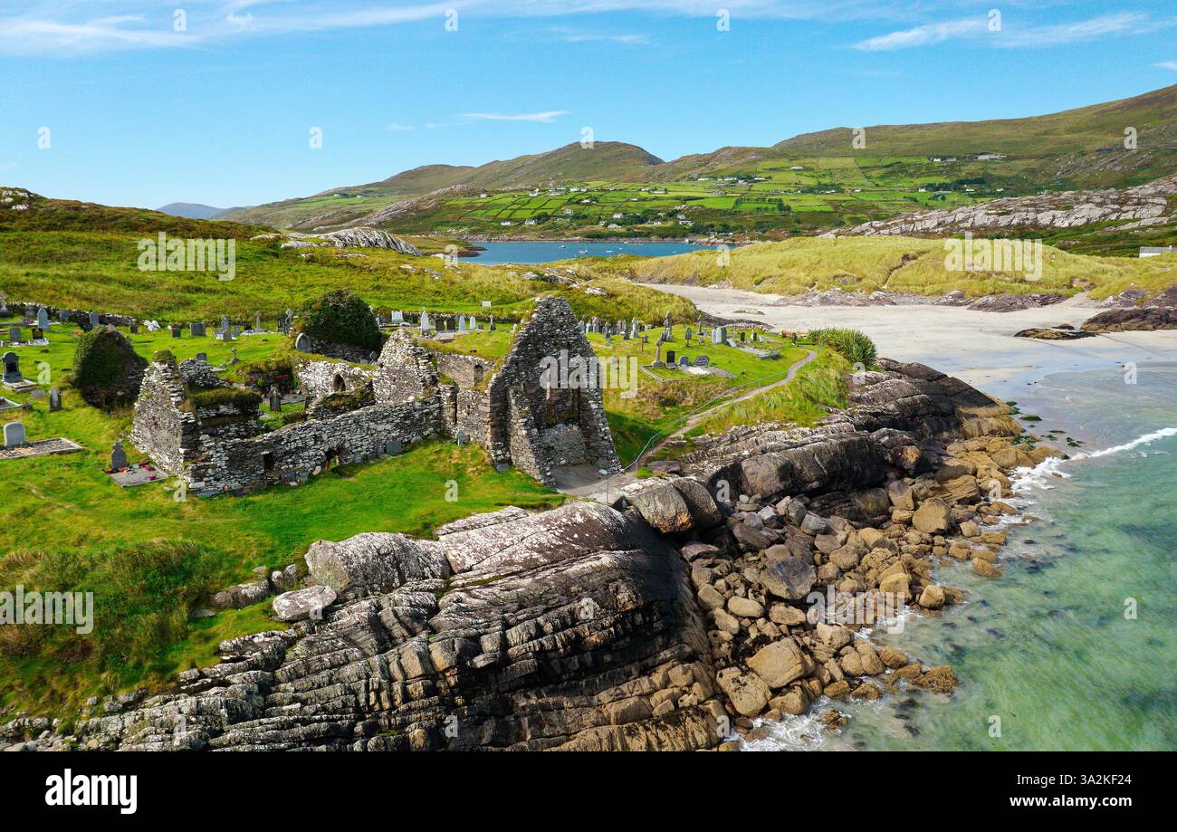 Derrynane Abbey aka Ahamore Abbey westlich von Caherdaniel am Ring of Kerry, Iveragh Halbinsel, Irland. Stammt aus 6 C. mit Blick nach Nordwesten Stockfoto