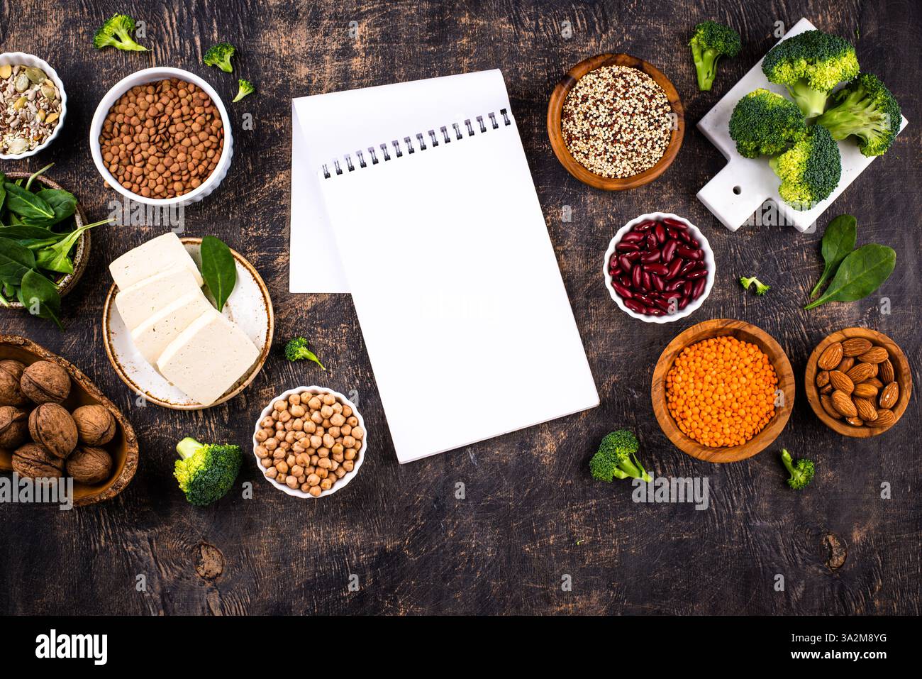 Sortierung pflanzlicher veganer Proteinprodukte Stockfoto