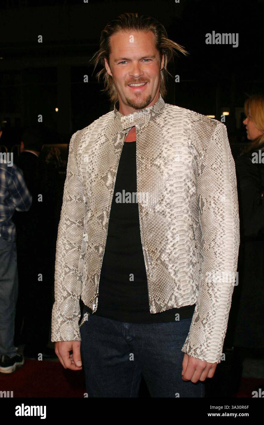 14. JANUAR 2004 - HOLLYWOOD, KALIFORNIEN, USA - MATT SCHULZE - DREHMOMENT - PREMIERE -. GRAUMAN'S CHINESE, HOLLYWOOD, CA - 01/14/2004 -. NINA PROMMER/ 2004.K34865NP.(Bild: © Globe Photos/ZUMAPRESS.com) Stockfoto