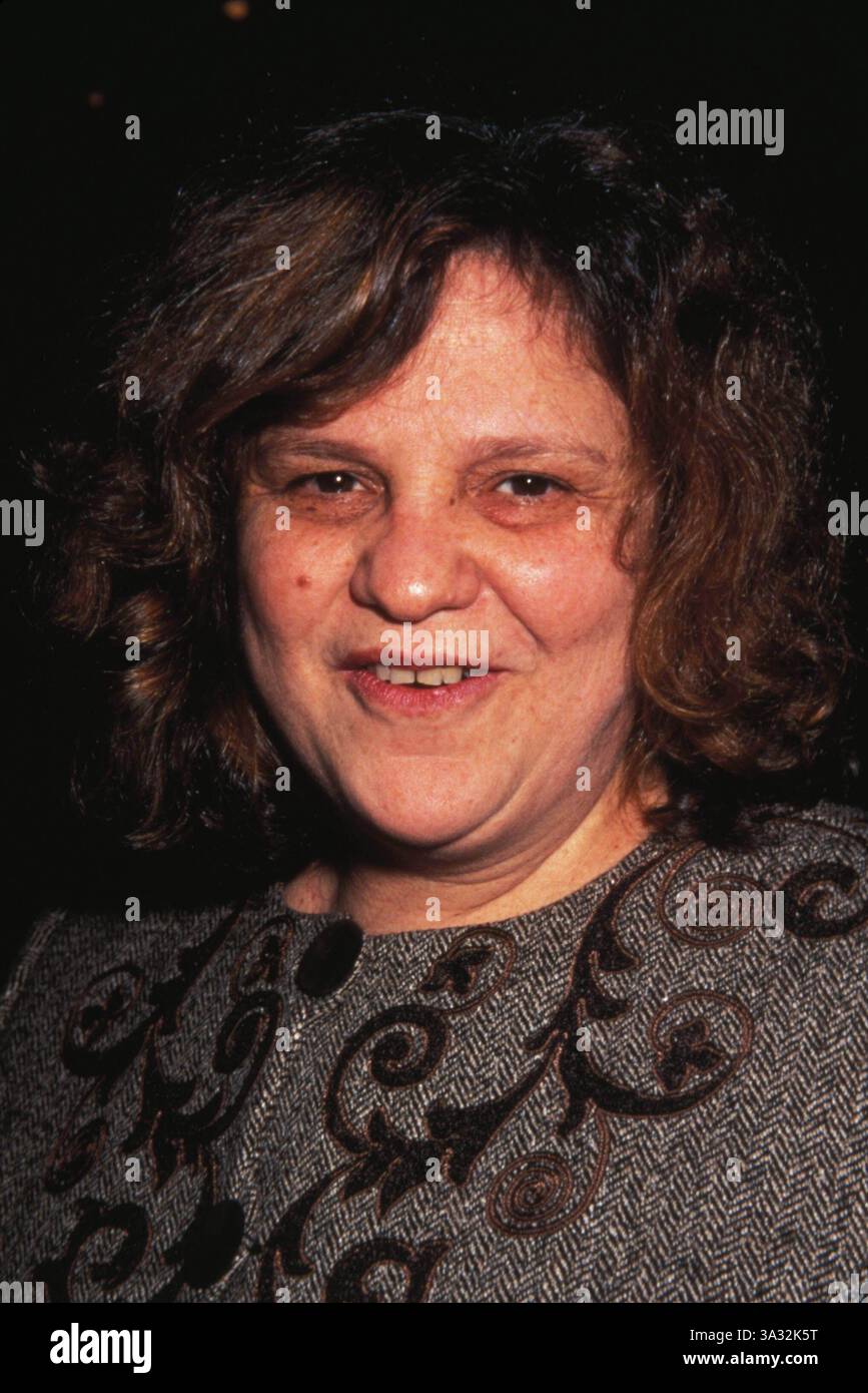 4. Oktober 2007 - WENDY WASSERSTEIN. BRIEFE FÜR ALPHABETISIERUNG AUKTION VERKAUF VON BRIEFEN BERÜHMTER AUTOREN, SOTHEBY'S, NEW YORK CITY 12-05-1996. KELLY JORDAN-(Bild: © Globe Photos/ZUMAPRESS.com) Stockfoto
