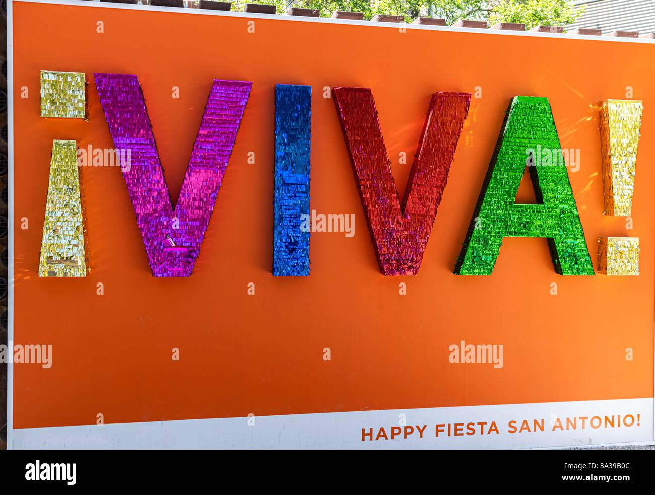 Farbenfrohes Schild am San Antonio River Walk, San Antonio, Texas, USA Stockfoto
