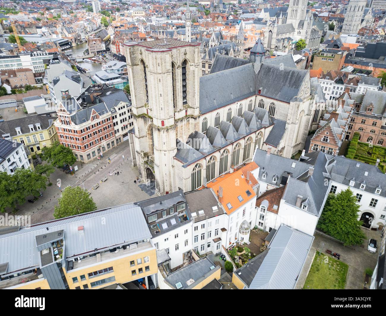 Michaeliskirche oder Sint-Michielskerk, Gent, Belgien Stockfoto