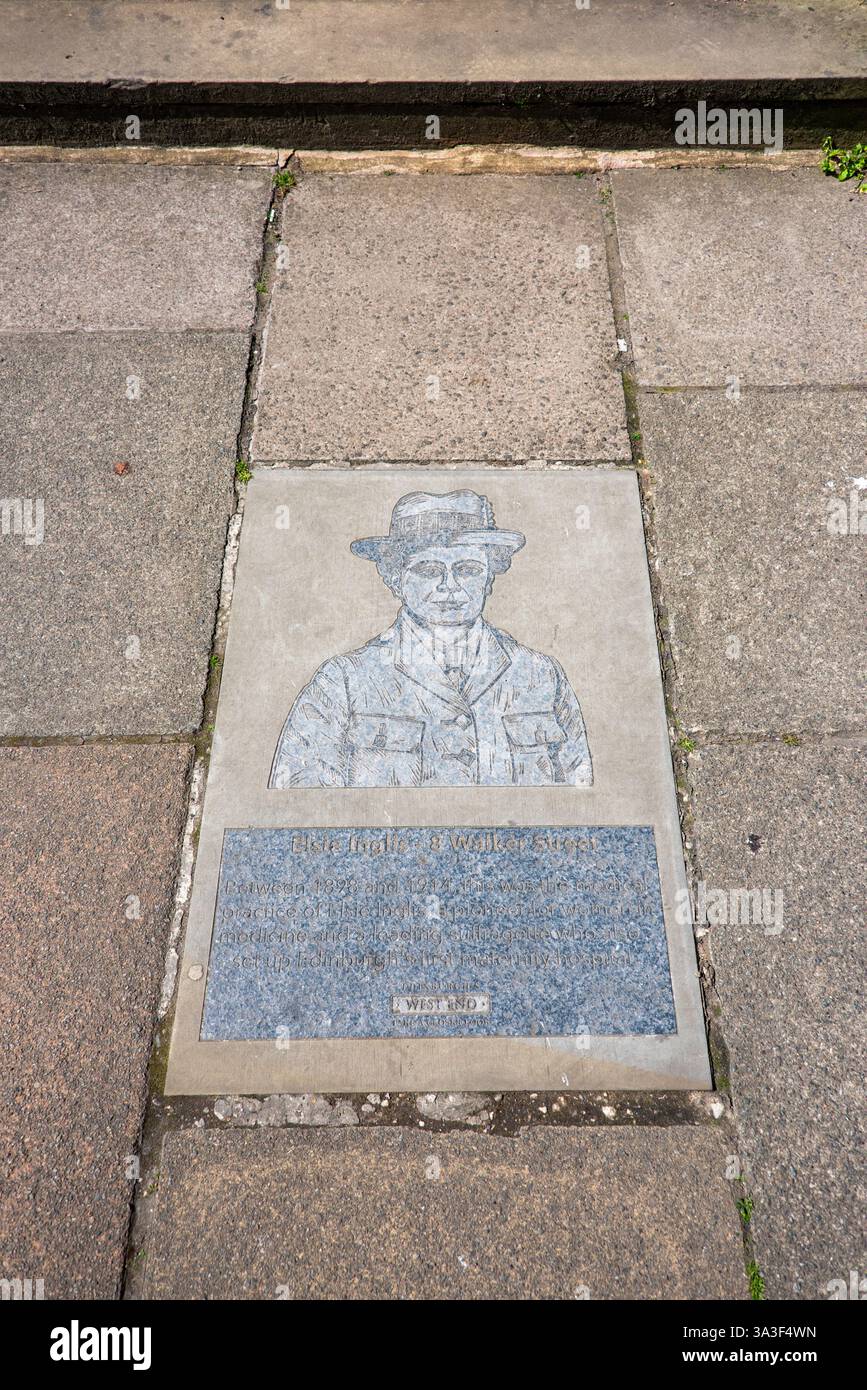 Plaque vor der Chirurgie von Dr. Elsie Inglis in der Walker Street 8, Edinburgh, Schottland Stockfoto Plaque vor der Chirurgie von Dr. Elsie Inglis in der Walker Street 8, Edinburgh, Schottland Stockfoto