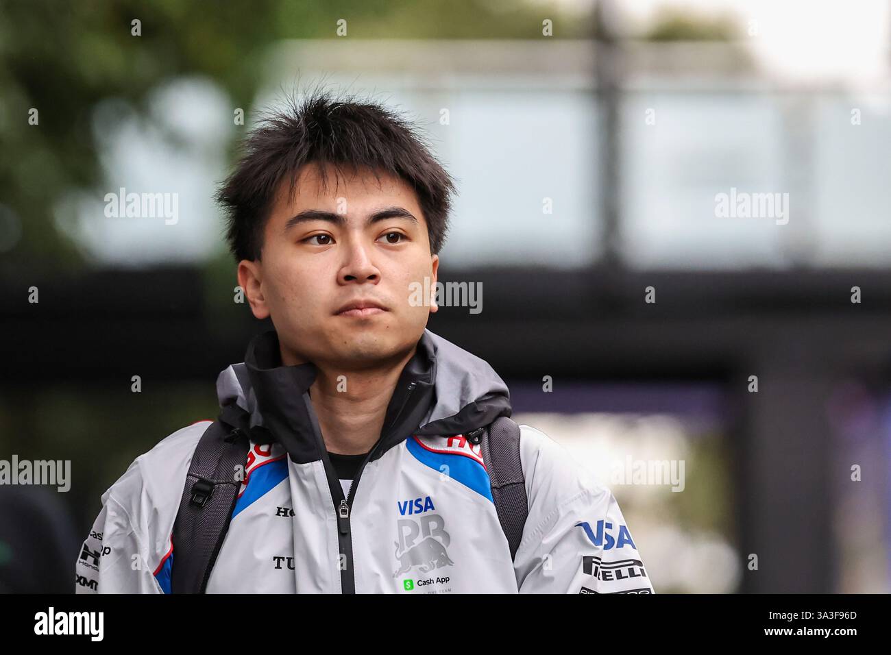 MELBOURNE, AUSTRALIEN – 16. MÄRZ: Ayumu Iwasa aus Japan und Reserve Driver, Visa Cash App Racing Bulls während des Rennens vor dem Formel 1 Grand Prix von Australien auf dem Albert Park Circuit am 15. März 2025 in Melbourne, Australien. (QIAN JUN/Alamy Live News) Credit: Jun QIAN/Alamy Live News Stockfoto