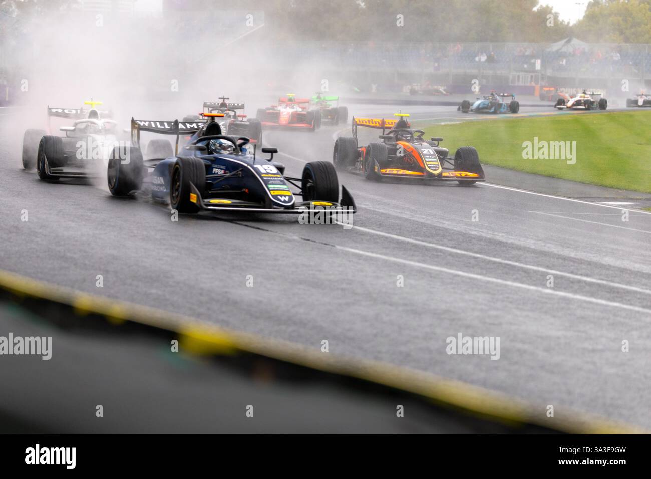 Melbourne, Australien, 16. März 2025. F3-Fahrer beim Formel-3-Rennen 2025 beim Louis Vuitton Australian Grand Prix, der am 16. März 2025 auf dem Albert Park Grand Prix Circuit in Melbourne, Australien stattfand. Quelle: Santanu Banik/Speed Media/Alamy Live News Stockfoto