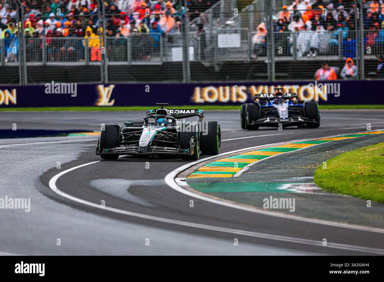 Melbourne, Australien. März 2025. George Russell (GBR) - Mercedes-AMG PETRONAS F1 Team - Mercedes W16 - Mercedes E Performance beim Formel-1-Rennen Louis Vuitton Australian Grand Prix 2025; Albert Park, Melbourne, Australien, 14. Bis 16. März 2025 Credit: Alessio de Marco/Alamy Live News Stockfoto