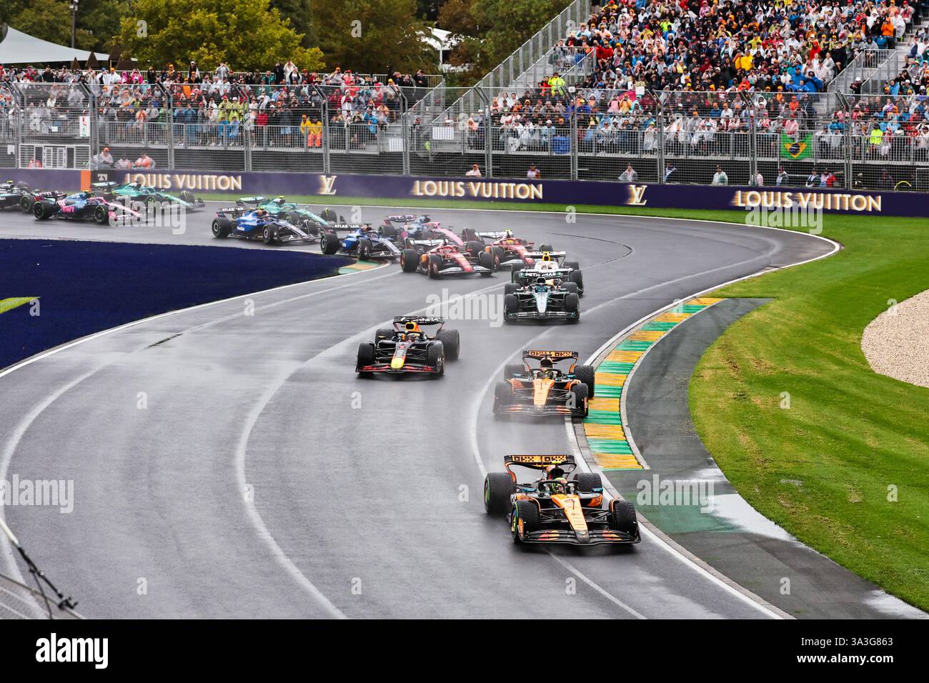 Melbourne, Australien. März 2025. MELBOURNE, AUSTRALIEN – 16. MÄRZ: Das Rennen beginnt während des Formel-1-Grand-Prix von Australien am 15. März 2025 auf dem Albert Park Circuit in Melbourne, Australien. (Foto von Song Haiyuan/Paddocker) Credit: Jun QIAN/Alamy Live News Stockfoto