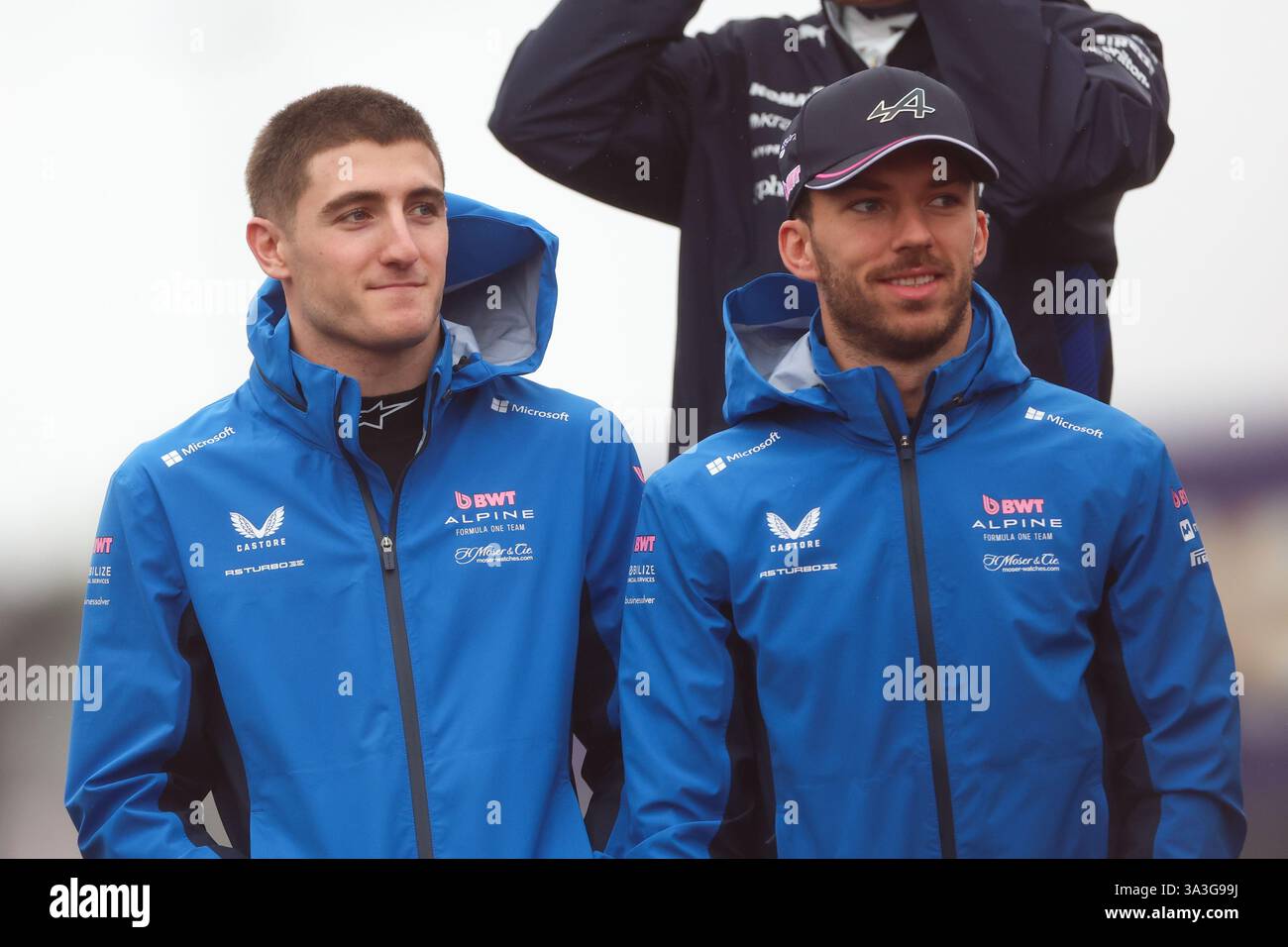 19/2025 - Jack Doohan (aus) an Pierre Gasly (FRA) - Alpine F1-Team - Alpine A525 - Renault während des Rennens - Formel 1 Louis Vuitton Grand Prix 2025 von Australien; Albert Park, Melbourne, Australien, 14. Bis 16. März 2025 (Foto: Alessio de Marco/SIPA USA) Stockfoto