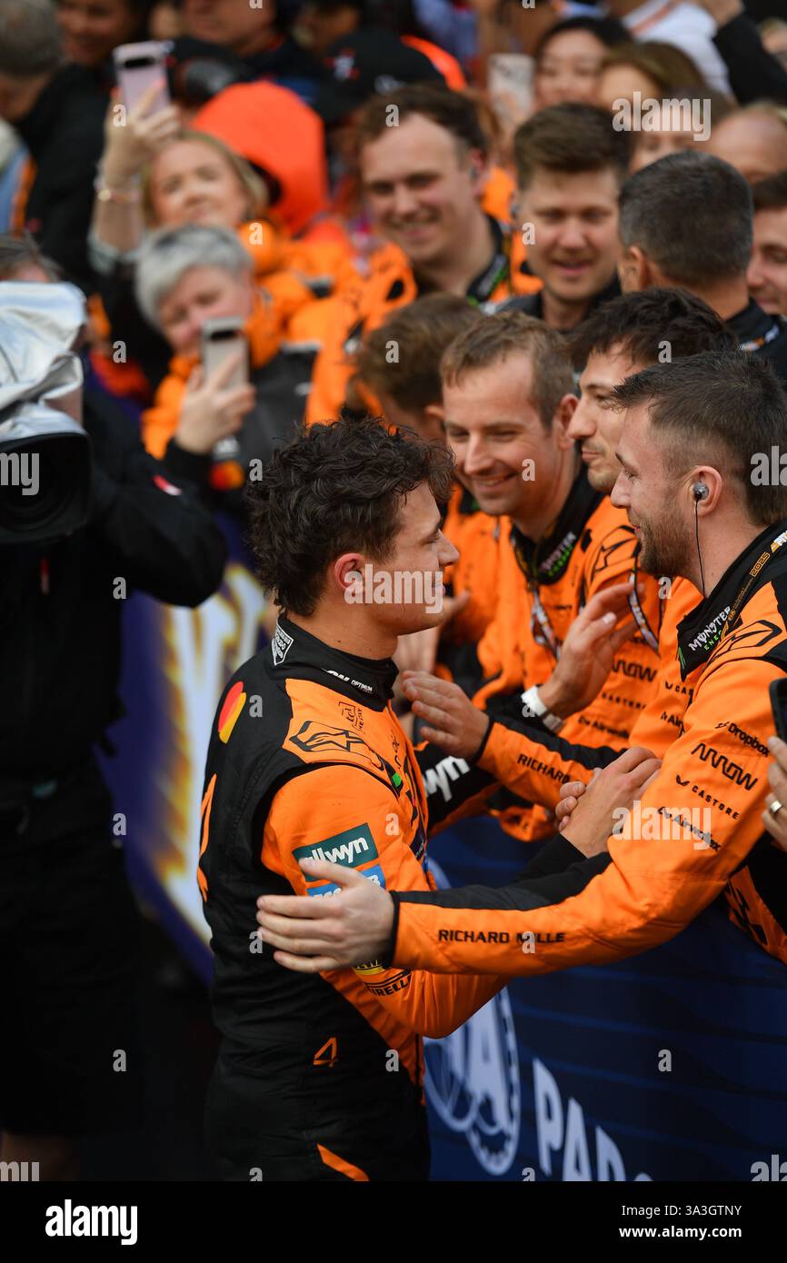 MELBOURNE, AUSTRALIEN 16. März 2025. Im Bild: McLaren Formel-1-Pilot Lando Norris (GBR) feiert im parc Ferme nach dem Sieg der australischen Runde der Formel-1-Weltmeisterschaft 2025. Karl Phillipson / Alamy Live News Stockfoto
