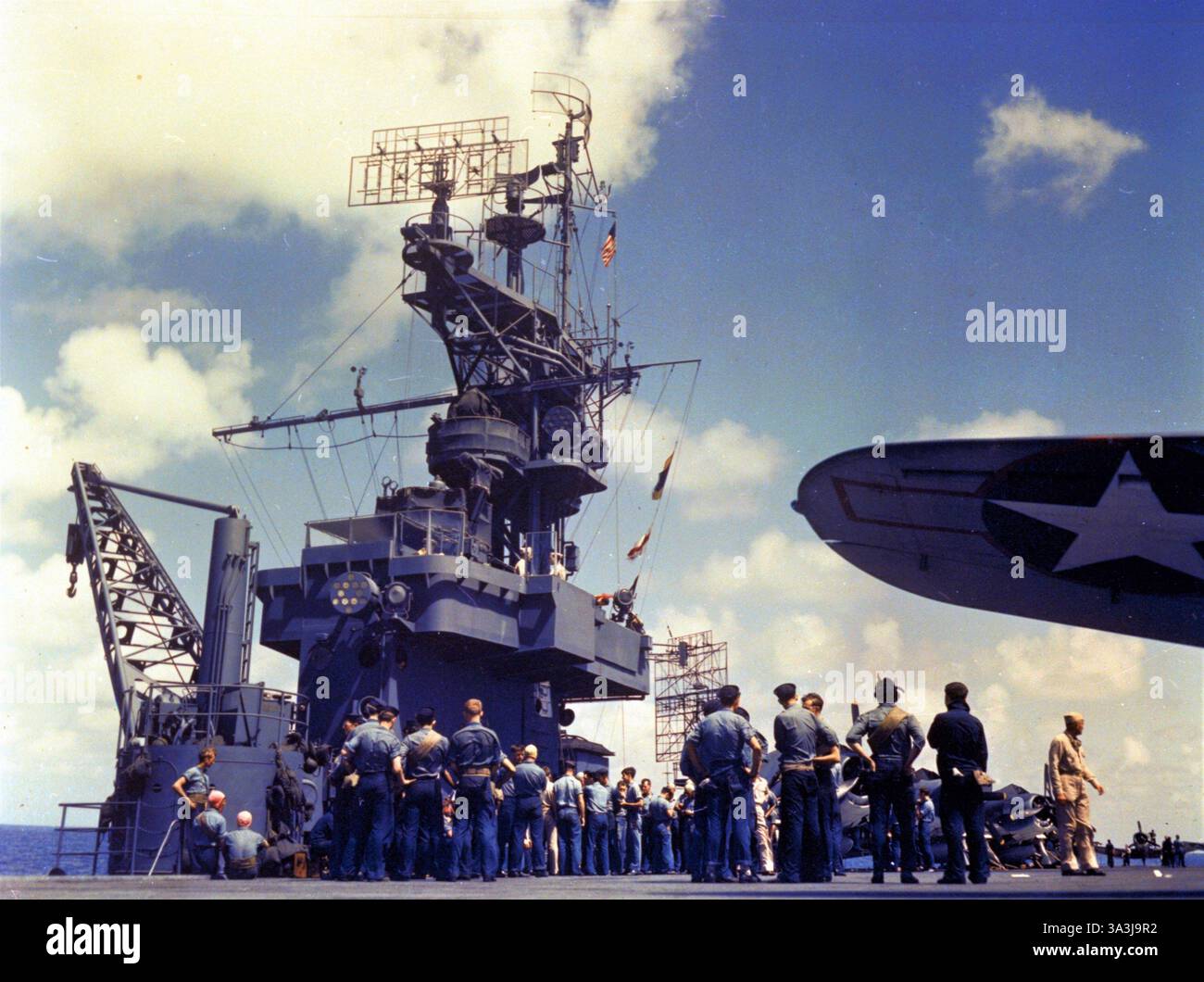 WWII 1943 Rarad - SC-2 an Bord der USS Cowpens . Leichter Flugzeugträger, der von 1943 bis 1947 der United States Navy diente. Stockfoto