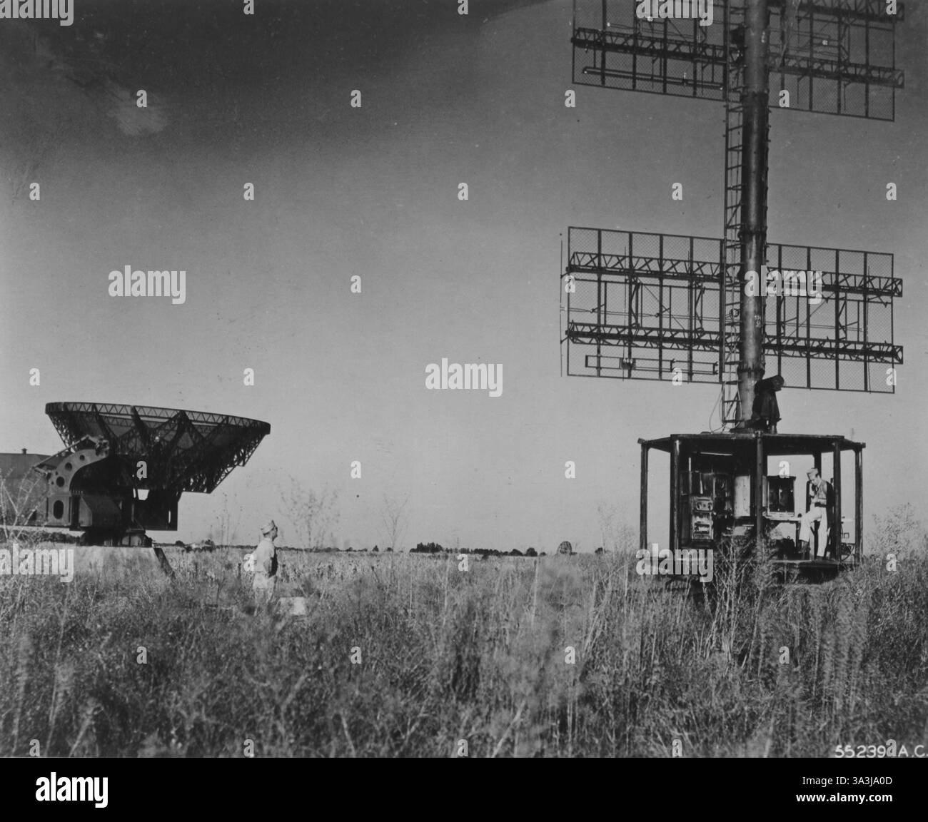 Radar - Freya war ein Frühwarnradar, das von Deutschland während des Zweiten Weltkriegs eingesetzt wurde und nach der nordischen Göttin Freyja benannt wurde. Während des Krieges wurden über tausend Stationen gebaut. Stockfoto