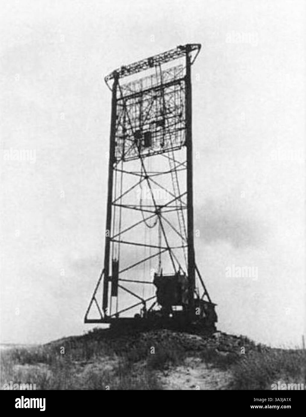Das Radar Freya war ein Frühwarnradar, das Deutschland während des Zweiten Weltkriegs eingesetzt hatte und nach der nordischen Göttin Freyja benannt wurde. Während des Krieges wurden über tausend Stationen gebaut. Stockfoto