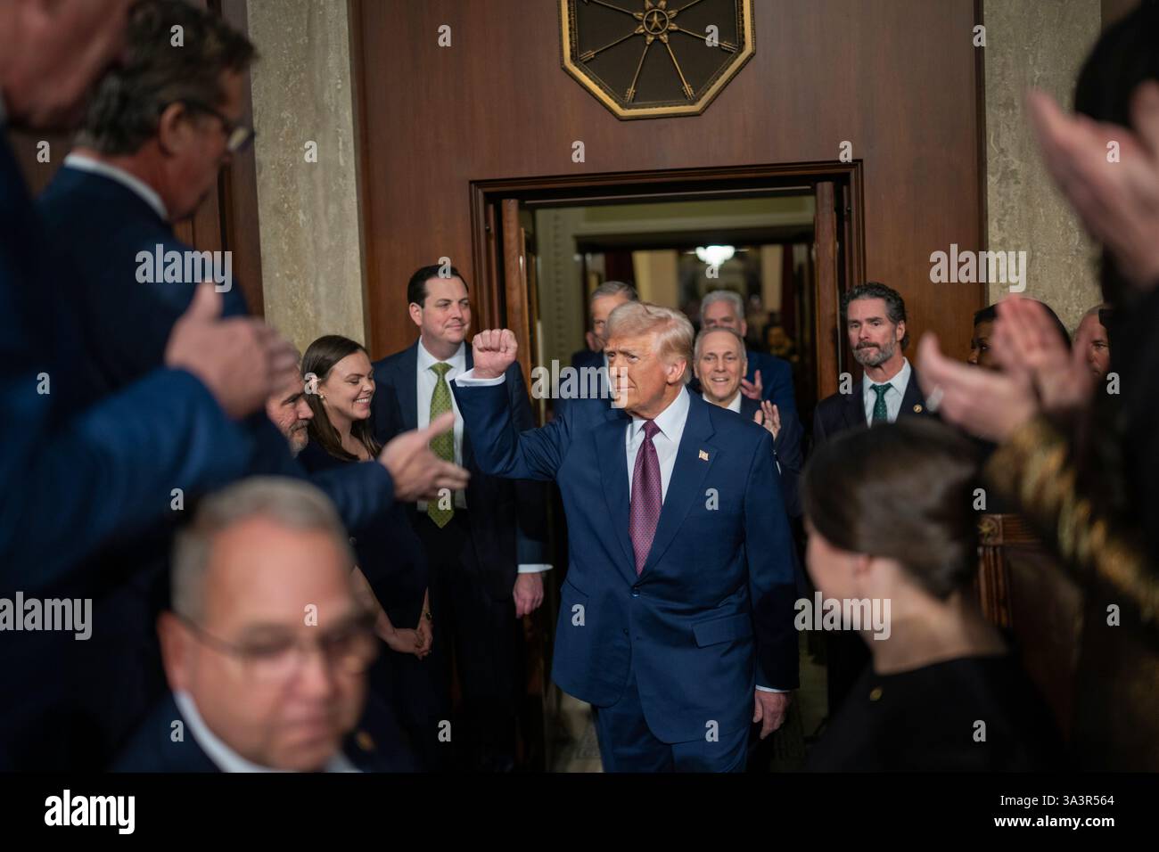 WASHINGTON DC, USA - 4. März 2025 - US-Präsident Donald Trump hält seine gemeinsame Ansprache vor dem Kongress am Dienstag, 4. März 2025, in der House Chamber of Stockfoto