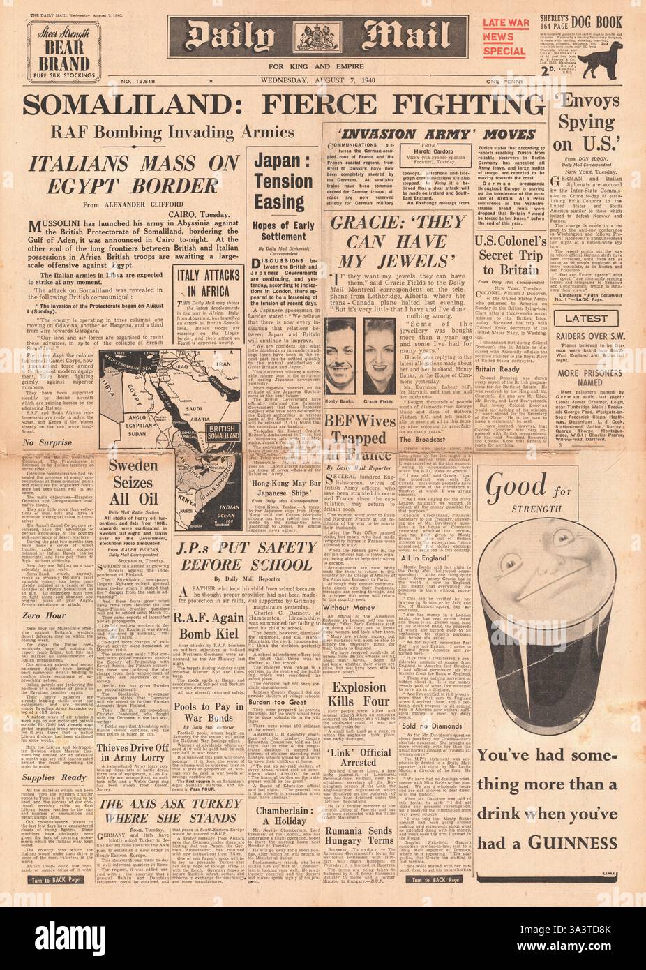 1940 Titelseite Daily Mail italienische Truppen marschieren in Ägypten und Somaliland ein Stockfoto 1940 Titelseite Daily Mail italienische Truppen marschieren in Ägypten und Somaliland ein Stockfoto