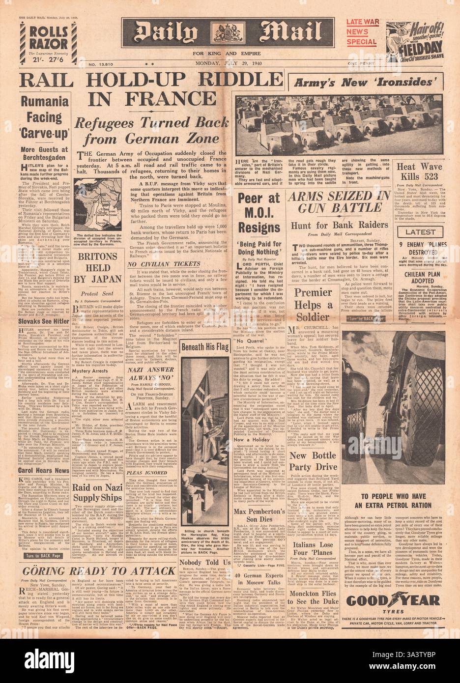 1940 Titelseite Daily Mail France aufgeteilt in besetzte und unbesetzte sowie neue gepanzerte Fahrzeuge von Ironside Stockfoto