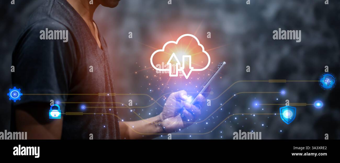 Das Cloud-Computing-Diagramm zeigt einen Mann, der ein Mobiltelefon verwendet. . Cloud-Technologie. Datenspeicherung. Netzwerk- und Internetservicekonzept. Technologien Stockfoto