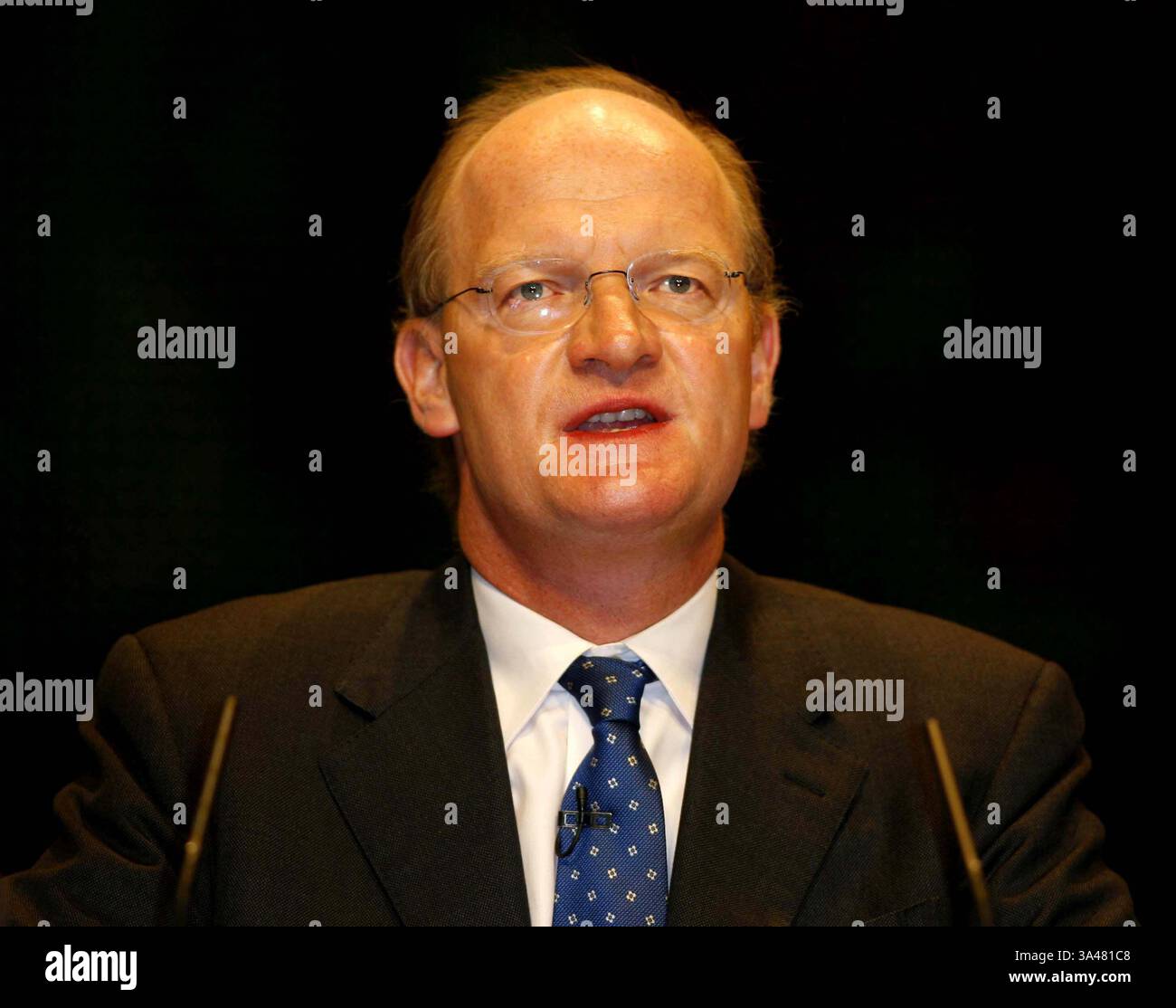 29. September 2008 - ICC, BIRMINGHAM - DAVID WILLETTS MP. SEKRETÄR FÜR INNOVATION ..ANSPRACHE DIE KONSERVATIVE PARTEIKONFERENZ 2008, DER ICC BIRMINGHAM . DAVE GADD-ALLSTAR- 2008.K59954 29.09.2008(Bild: © Globe Photos/ZUMAPRESS.com) Stockfoto