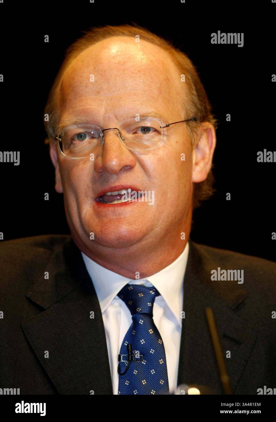 29. September 2008 - ICC, BIRMINGHAM - DAVID WILLETTS MP. SEKRETÄR FÜR INNOVATION ..ANSPRACHE DIE KONSERVATIVE PARTEIKONFERENZ 2008, DER ICC BIRMINGHAM . DAVE GADD-ALLSTAR- 2008.K59954 29.09.2008(Bild: © Globe Photos/ZUMAPRESS.com) Stockfoto