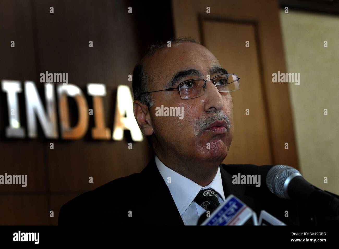 NEW DELHI, INDIEN – 18. JULI: Abdu Basit, pakistanischer Hochkommissar von Indien während der Pressekonferenz im Press Club, Neu-Delhi. (Foto: Chandradeep Kumar/India Today Group) *** Lokale Bildunterschrift *** Abdu Basit (Foto: © India Today/ZUMA Wire) Stockfoto
