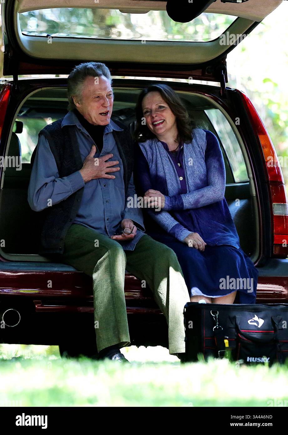 19. August 2014: Sparkill, New Yrok, USA: Die Schauspieler CHRISTOPHER WALKEN und MARYANN PLUNKETT lachen am Set des neuen Films The Family Fang. (Foto: © Philip Vaughan/Ace Pictures/ZUMA Wire) Stockfoto