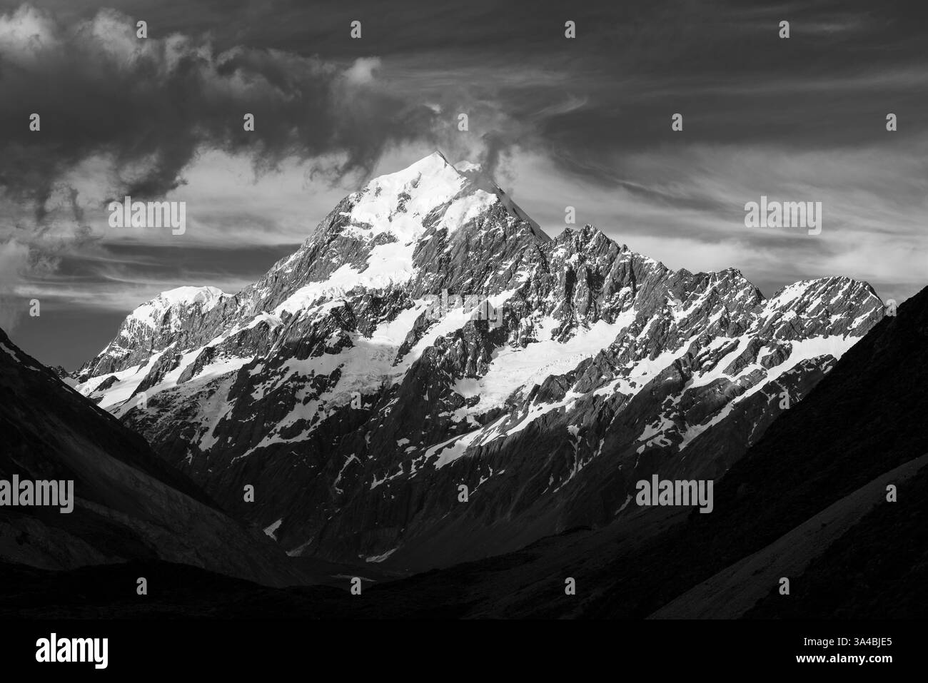 Nachmittagslicht auf Mount Cook, Aoraki Mount Cook Nationalpark, Südinsel, Neuseeland Stockfoto